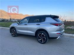 ميتسوبيشي اوتلاندر